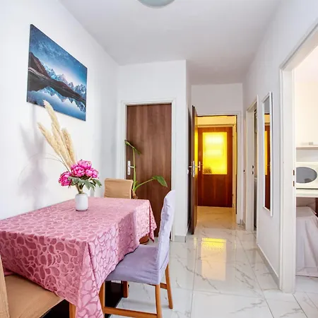 아파트 With Parking Space Biograd Na Moru, Biograd - 863 *