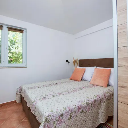 With A Parking Space Biograd Na Moru, Biograd - 863 Apartment *