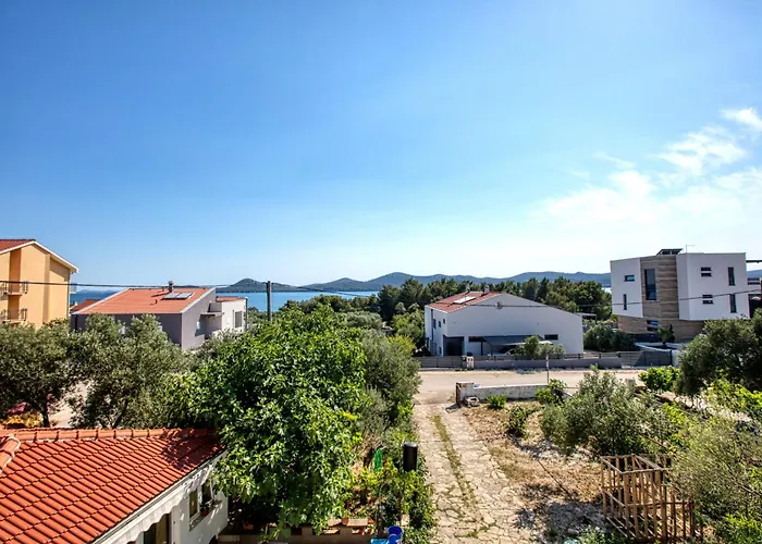 Апартаменты With Parking Space Biograd Na Moru, Biograd - 863 Биоград-на-Мору